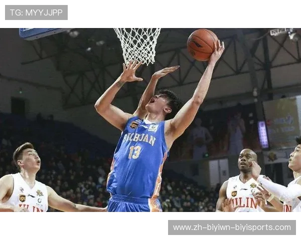 左朕年底角三分抬手就有四川第三节顽强仅落后北控1分